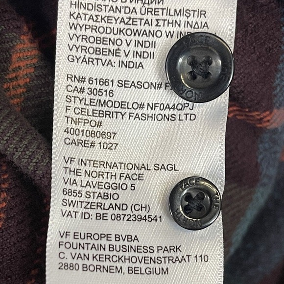 The North Face Shirt Men Small Red Blue Plaid Long Sleeve Button Up Hiking Adult - Picture 8 of 11